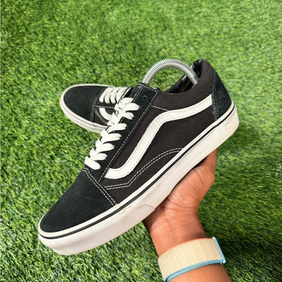 Vans Old Skool Black White Low Top Skate Shoes Suede Canvas Women’s 9 - Picture 2 of 8